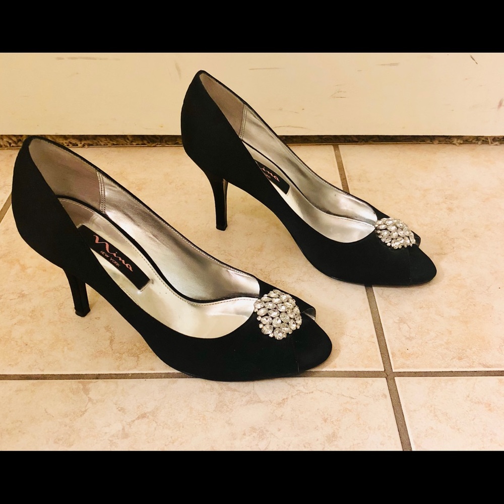 Black satin Nina pumps